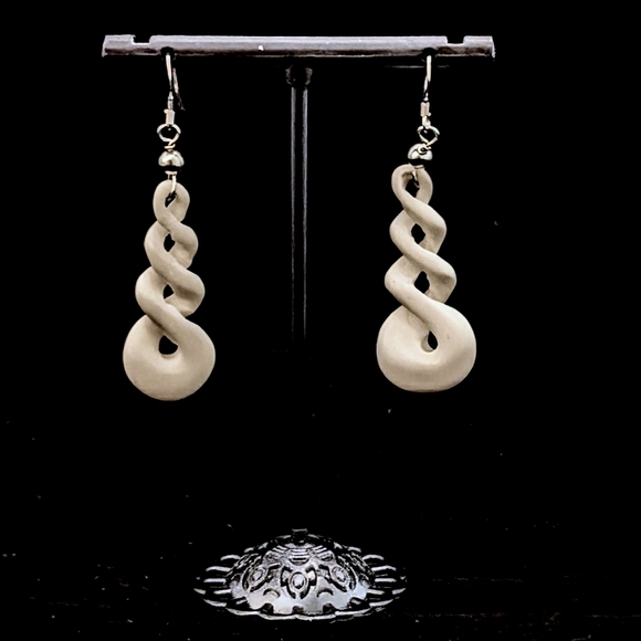 🎄 Christmas Gift — Triple Twist Infinity Bone Earrings – Sterling Hooks - Picture 1 of 2